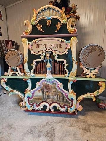Draaiorgel  beschikbaar voor biedingen