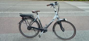 Gazelle elektrische fiets bosch motor goed staat  beschikbaar voor biedingen