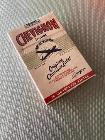 Paquet de cigarettes Chevignon neuf sous emballage