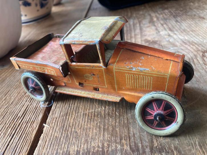 AUTOMOBILE ANCIENNE VINTAGE 1920 en très bon état général, Collections, Jouets miniatures, Comme neuf, Enlèvement ou Envoi