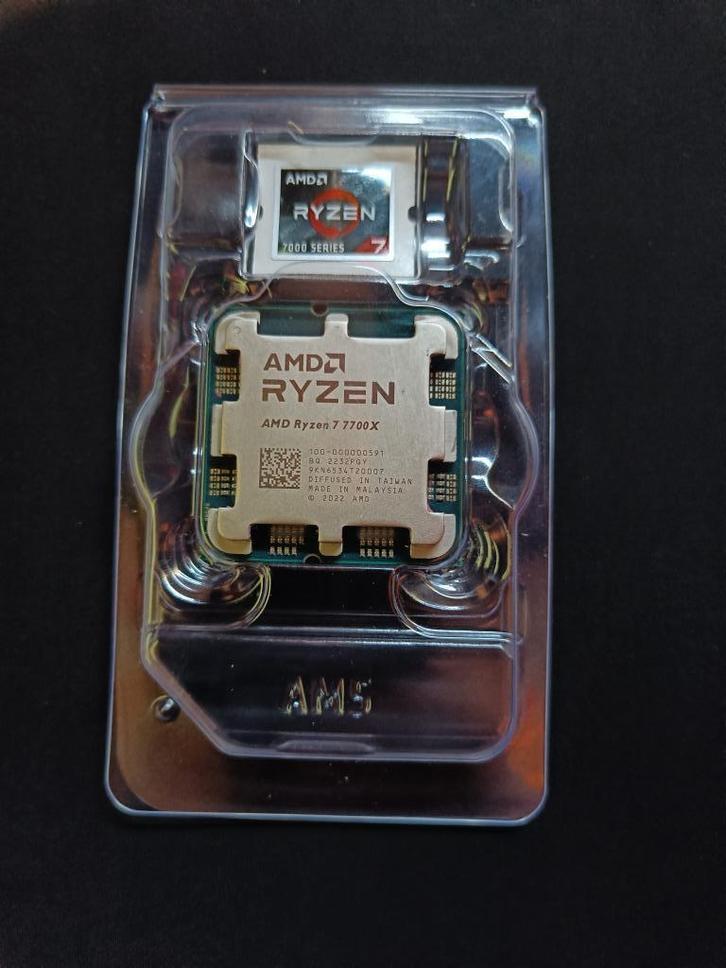 AMD Ryzen 7 7700X (AM5), Computers en Software, Processors, Gebruikt, 8-core, 4 Ghz of meer, Ophalen