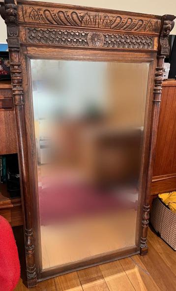 Antieke Spiegel beschikbaar voor biedingen