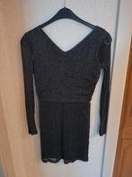 Robe superposée à manches longues noire brillante VILA, Vêtements | Femmes, Robes, Enlèvement ou Envoi, Taille 36 (S), Vila, Longueur genou