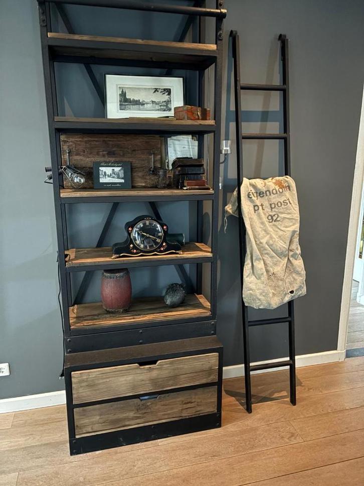 Landelijke kast, Huis en Inrichting, Kasten | Buffetkasten, Zo goed als nieuw, 200 cm of meer, 50 tot 100 cm, 25 tot 50 cm, Met lade(s)