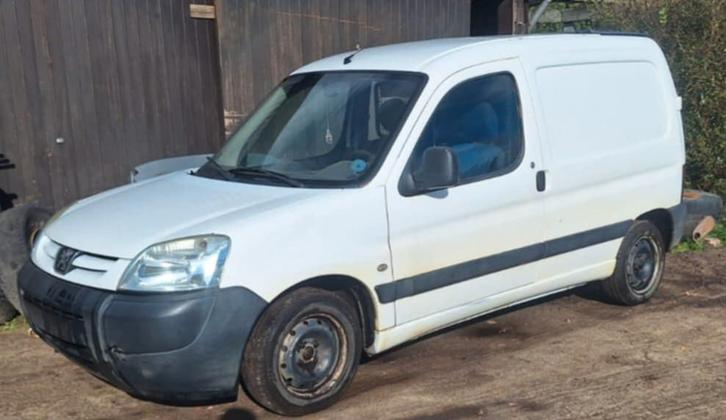 Te koop:Peugeot Partner(Lv)Bwj 2004-199000km Gvvk, Auto's, Peugeot, Bedrijf, Partner, ABS, Bluetooth, Radio, Schuifdeur, Trekhaak