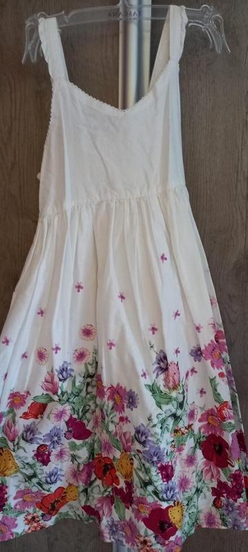 zomerse jurk met bloemenprint H&M maat 128 beschikbaar voor biedingen