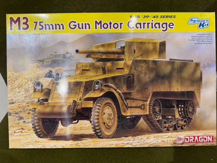 Dragon 1/35 6467 U.S. 75mm gun Motor Carriage, Hobby en Vrije tijd, Modelbouw | Auto's en Voertuigen, Zo goed als nieuw, Tank