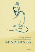 boek: mindfulness, een pad van vrijheid - David Dewulf, Boeken, Esoterie en Spiritualiteit, Gelezen, Verzenden