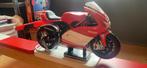 Ducati desmosedici gp bike capirossi 1/6, Ophalen of Verzenden, Zo goed als nieuw, Motor, MiniChamps