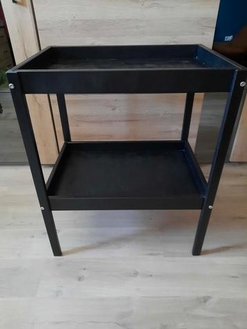 Verzorgingstafel Ikea Sniglar beschikbaar voor biedingen