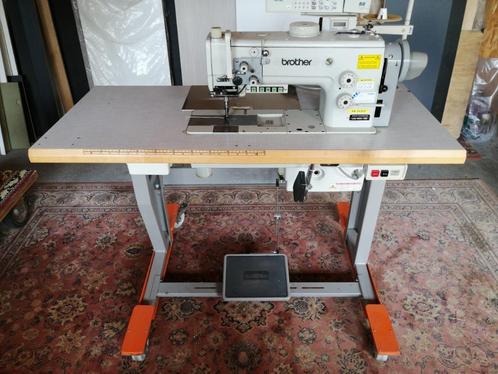 industriele naaimachine brother, Hobby en Vrije tijd, Naaimachines en Toebehoren, Zo goed als nieuw, Naaimachine, Brother, Industrieel