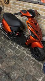 Piaggio zip a klasse H2o 70cc, Fietsen en Brommers, Ophalen, Tweetakt, Klasse A (25 km/u), Zo goed als nieuw