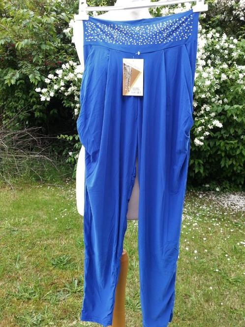 harem broek fel blauw + strass zilver NIEUW, Kleding | Dames, Broeken en Pantalons, Nieuw, Blauw, Lang, Ophalen of Verzenden