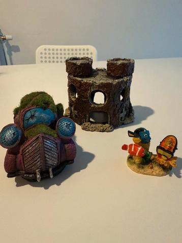 Visbeeldjes/aquarium beschikbaar voor biedingen