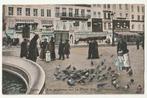 Frankrijk Lyon Les pigeons sur la Place des Terreaux duiven, Verzamelen, Frankrijk, Ongelopen, Verzenden