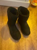 Uggs maar 37, Vêtements | Femmes, Chaussures, Comme neuf, Enlèvement, Bottes de neige, Uggs