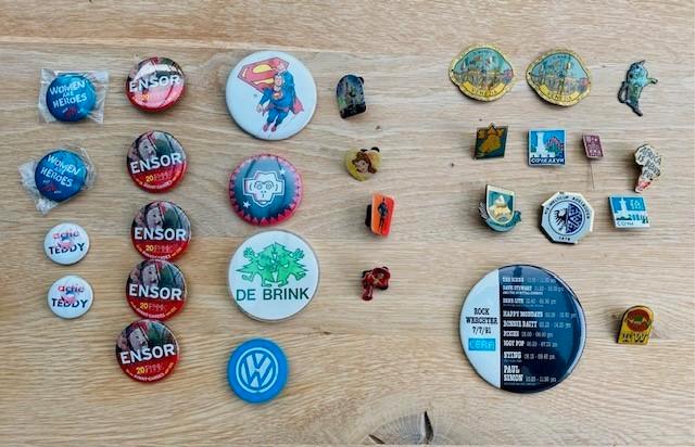 Pins/Speldjes van Disney, Rock Werchter, steden, …, Verzamelen, Speldjes, Pins en Buttons, Gebruikt, Ophalen of Verzenden