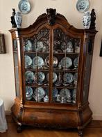 Vitrine hollandaise ancienne, Enlèvement