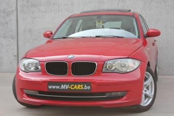 BMW 116i/5-deur/rood