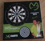 Dartboard Michael Van Gerwen (nieuw), Sport en Fitness, Darts, Ophalen, Nieuw, Dartbord met pijlen