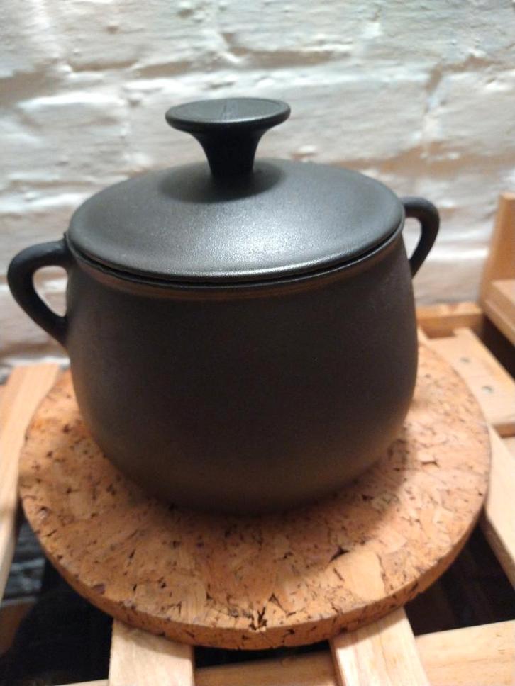 Fonduestel (apart kaas en vlees) met volledig servies, Huis en Inrichting, Keuken | Potten en Pannen, Zo goed als nieuw, Gietijzer