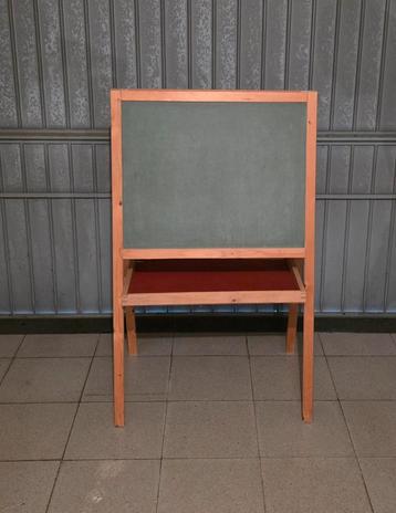 Dubbelzijdig schoolbord voor kinderen (krijt + stift) beschikbaar voor biedingen
