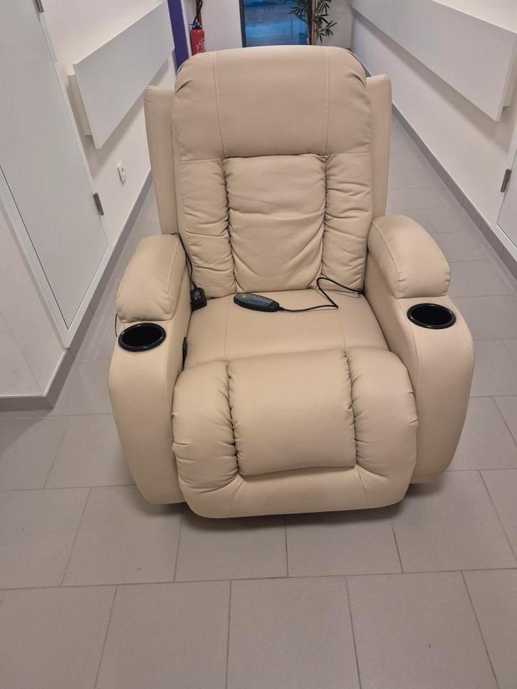Elektrische verwarmde massagestoel te koop, Huis en Inrichting, Zetels | Zetels en Chaises Longues, Zo goed als nieuw, Ophalen
