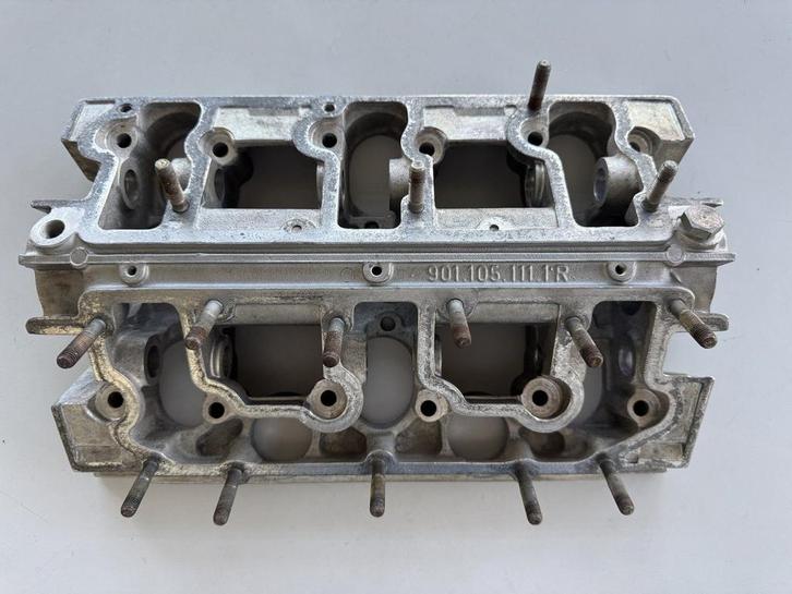 901.105.111.1R nokkenashuis, Auto-onderdelen, Motor en Toebehoren, Gebruikt, Ophalen of Verzenden