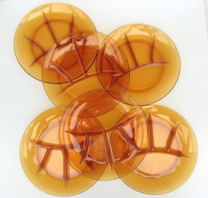 6 Vintage Duralex France gourmet- of fondue borden, Huis en Inrichting, Keuken | Servies, Zo goed als nieuw, Bord(en), Effen, Glas