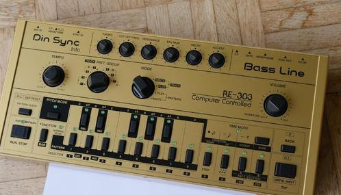 dinsync RE-303 color gold green lights roland tb-303 replika, Muziek en Instrumenten, Synthesizers, Zo goed als nieuw, Roland