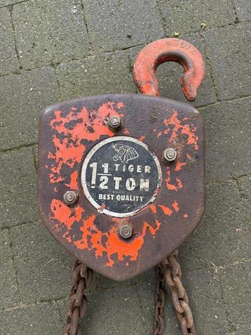 1.5ton takel met ketting beschikbaar voor biedingen