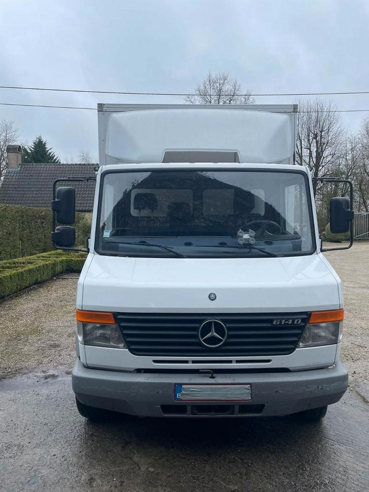 Mercedes Vario 614D met 83000 km !!!!!!!!!!!!, Auto's, Vrachtwagens, Particulier, Te koop, Mercedes-Benz, Diesel, Handgeschakeld