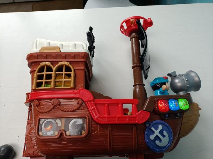 Bateau pirate tut tut les copains de Vtech, Enfants & Bébés, Jouets | Vtech, Comme neuf, Enlèvement