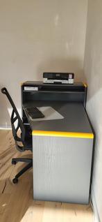 Bureau (zonder toebehoren zoals op foto), Ophalen, Gebruikt