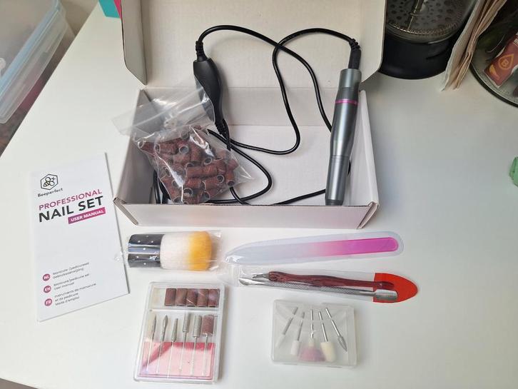 Kit de manicure ou pédicure professionnel Beeperfect, Electroménager, Équipement de Soins personnels, Neuf, Enlèvement ou Envoi