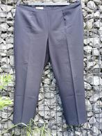 M149. Pantalon bleu foncé pour dame de taille 48, Kleding | Dames, Broeken en Pantalons, Mayerline, Blauw, Maat 46/48 (XL) of groter
