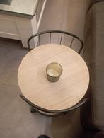 Klein schattig bijzettafel, Huis en Inrichting, Ophalen, Gebruikt, Rond