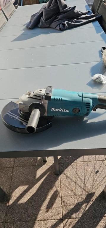 Makita, Enlèvement, Comme neuf