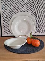 MOOI SERVIES - 24 personen - 72-delig, Huis en Inrichting, Keuken | Servies, Ophalen, Zo goed als nieuw, Bord(en)