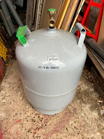 Grote gasfles Carton - leeg beschikbaar voor biedingen
