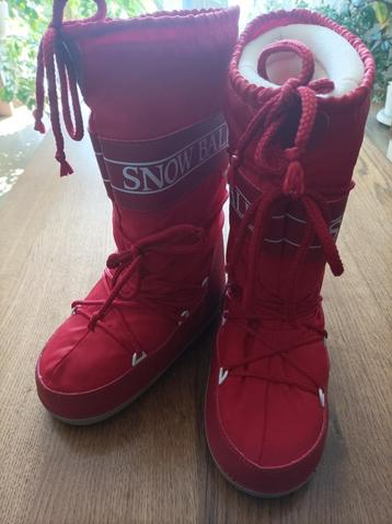 Snowboots, moonboots,  beschikbaar voor biedingen