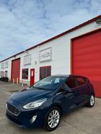 Ford Fiesta Titanium 2018 52000 LED/Applecrply/DAB/PDC, Autos, Ford, 5 places, Berline, Tissu, Bleu