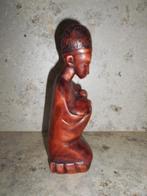 Houten beeldje "Rwandese Vrouw met baby", Antiek en Kunst, Kunst | Beelden en Houtsnijwerken, Ophalen of Verzenden