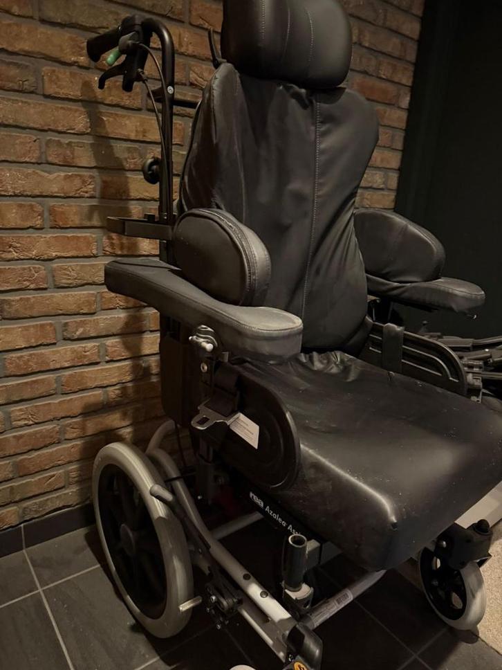 Comfortabele assistentie rolstoel - Rea Azalea Assist, Diversen, Rolstoelen, Zo goed als nieuw, Ophalen