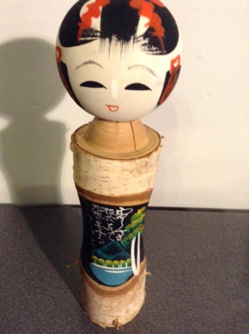 Kokeshi - Traditionele Japanse houten pop / 15, Antiquités & Art, Antiquités | Jouets, Enlèvement ou Envoi