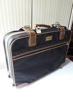 Valies in goede staat 66 op 50 cm, 15 cm diep.op wieltjes., Bijoux, Sacs & Beauté, Valises, Enlèvement ou Envoi, Comme neuf, Roulettes