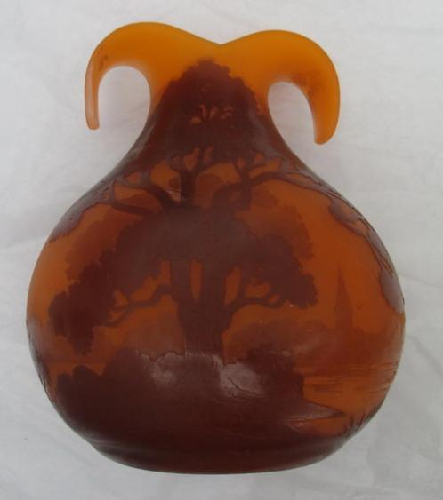apart pate de verre vaas Delatte botanisch motief, Antiek en Kunst, Antiek | Glaswerk en Kristal, Verzenden