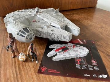 Hasbro Disney Millennium Falcon + 3 figuren en Nerf-kanon beschikbaar voor biedingen
