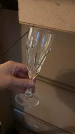 5 cava glazen glas!, Ophalen