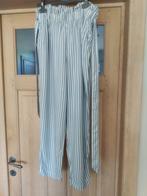 superzachte Hollister 7/8 high waste broek maat small NIEUW!, Overige kleuren, Nieuw, Ophalen of Verzenden, Maat 36 (S)